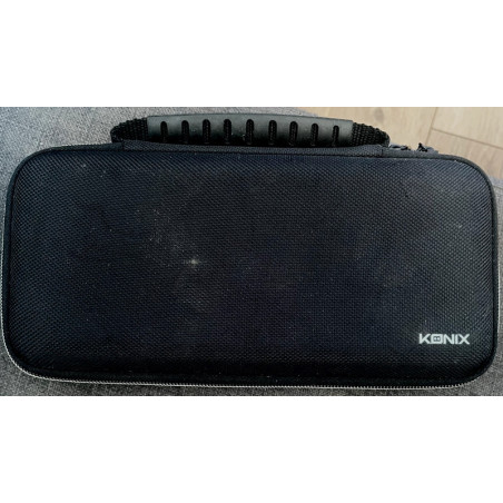 Housse noir konix pour switch