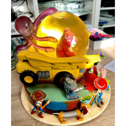 Boule a neige musicale disney store Toy story